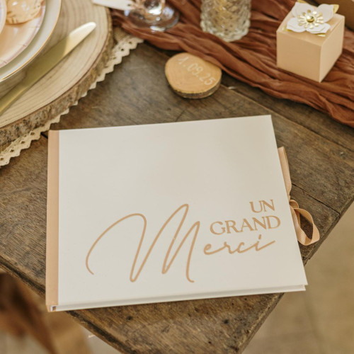 LIVRE D&#039;OR &quot;UN GRAND MERCI&quot; CREME