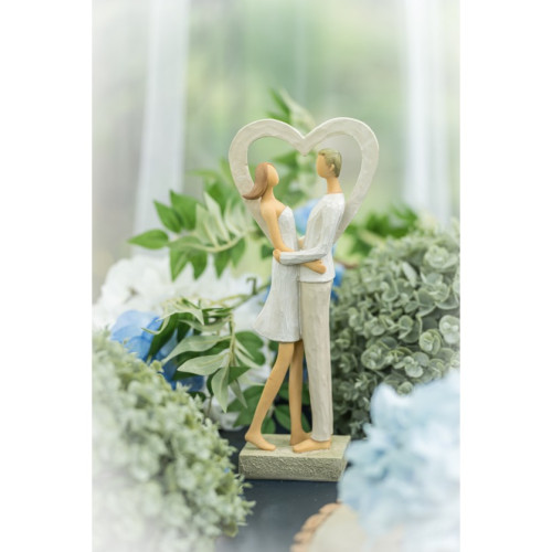 COUPLE DEBOUT LOVE MOMENT