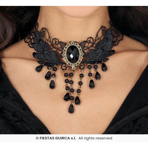 COLLIER BRODÉE AVEC PIERRES NOIR