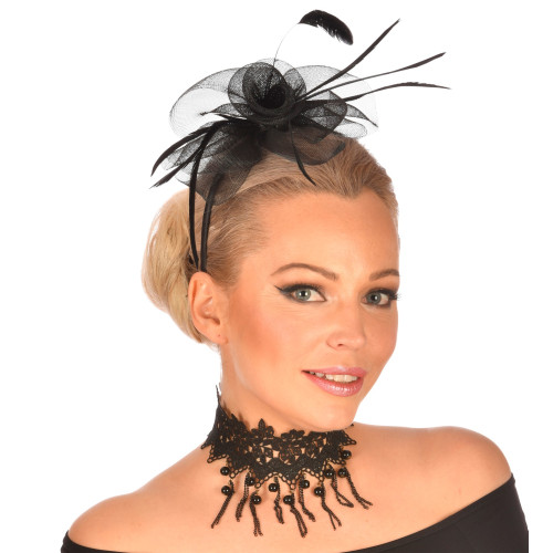 COLLIER EN DENTELLE AVEC PERLE NOIR