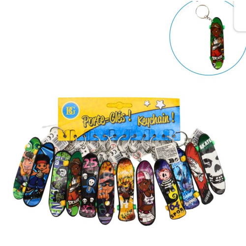 12 PORTES CLES SKATE 9.5CM